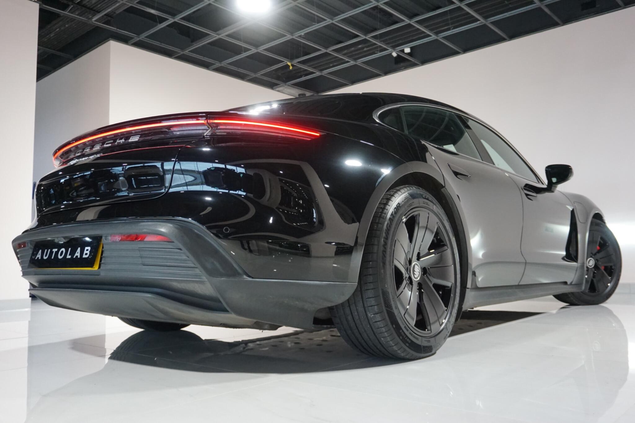 Porsche Taycan Performance 79.2kWh 4S Saloon 4dr Electric Auto 4WD (530 ps)